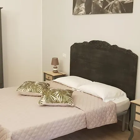 Realty Company Campo De' Fiori *